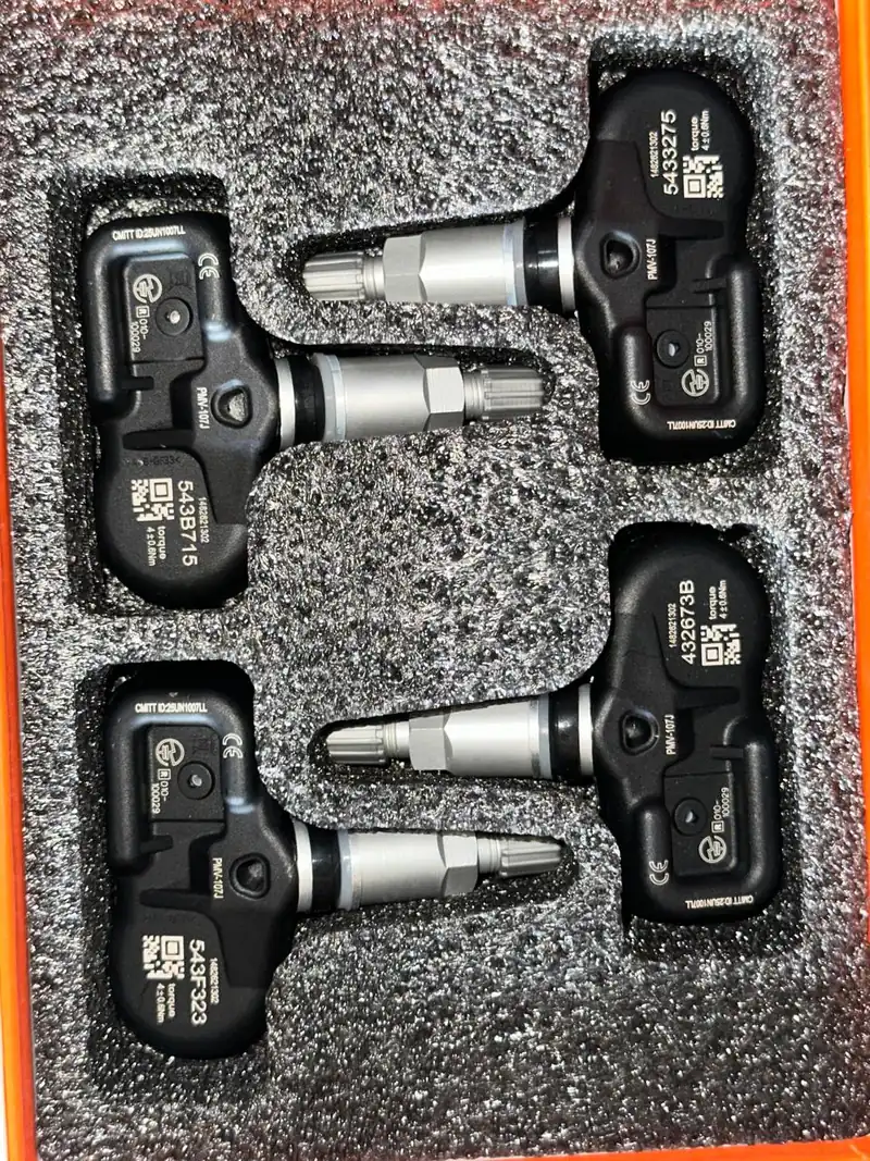 Cuatro sensores TPMS nuevos para Toyota Tacoma 2014
